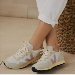 Veja SDU Sneakers Pale Pink size 8
